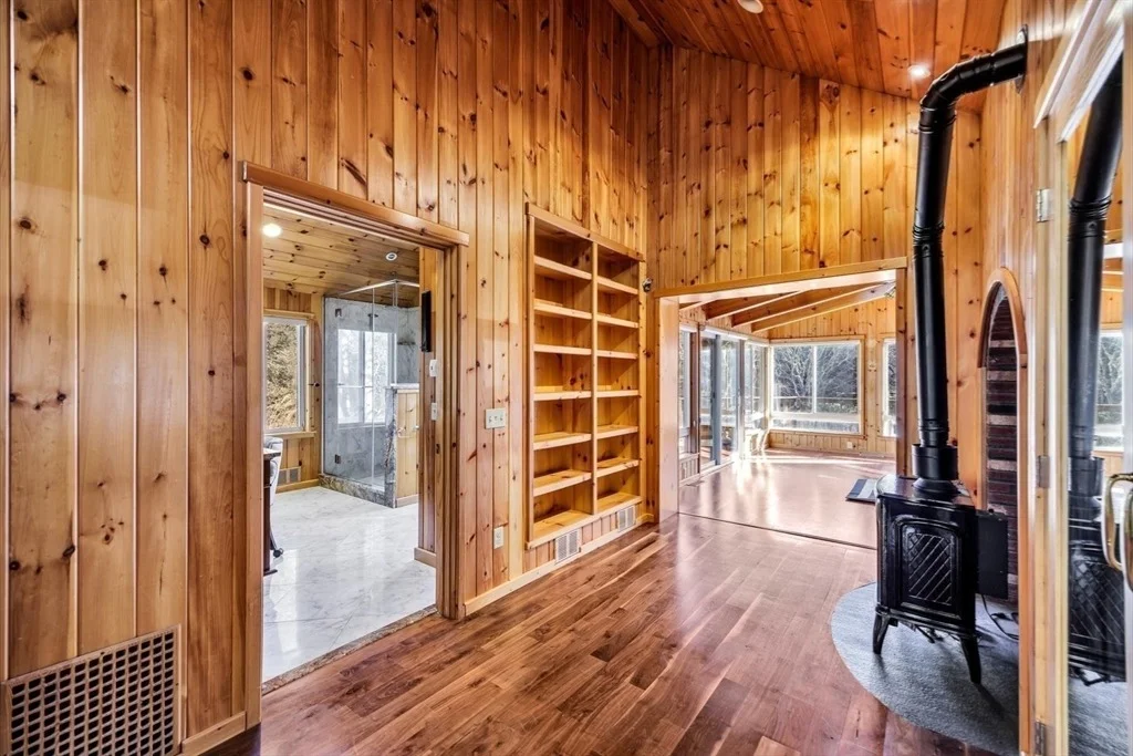 Photo of 77 Hazel Ln