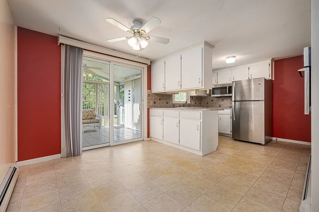 Photo of 124 Pondview Dr