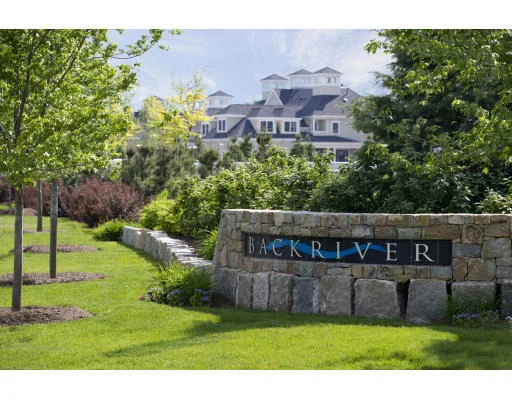 Photo of Unit M27 at 27 Backriver Road