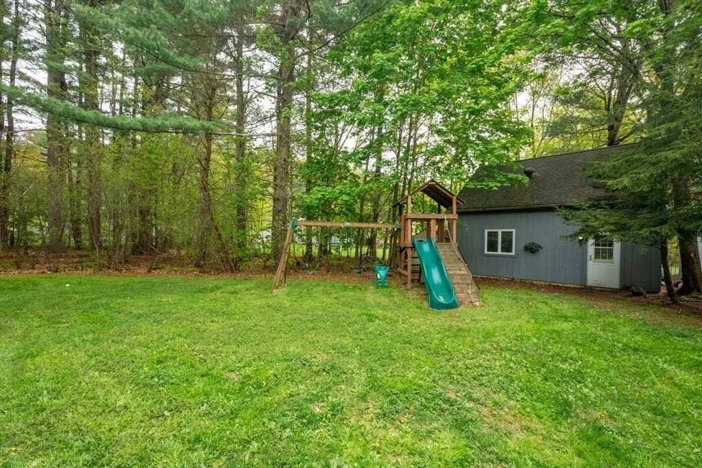 Photo of 35 Blueberry Lane