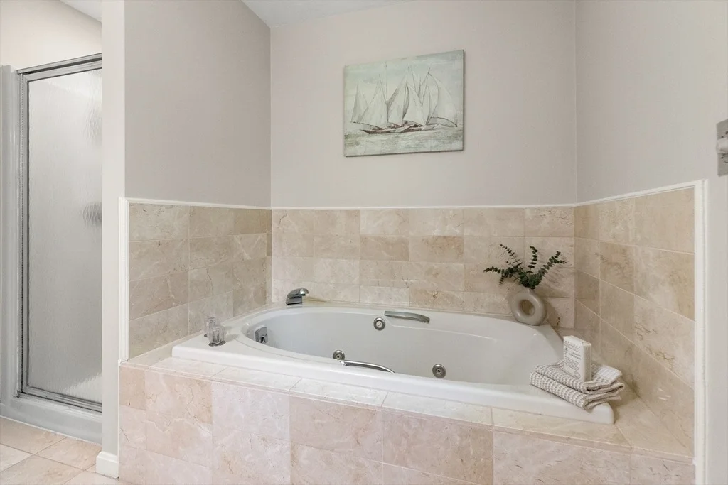 Photo of 8 Caitlin Ln