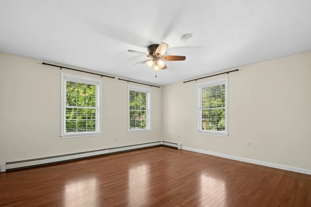 Photo of 37 Mark Dr