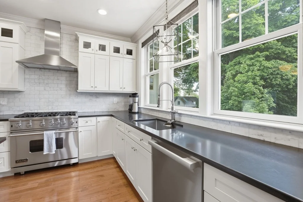 Photo of 7 Howe St