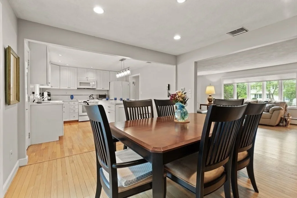 Photo of 18 Sunset Dr