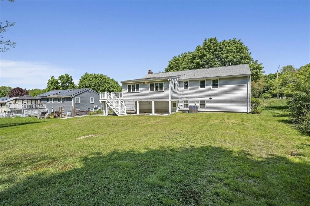 Photo of 6 Sandy Ridge Cir