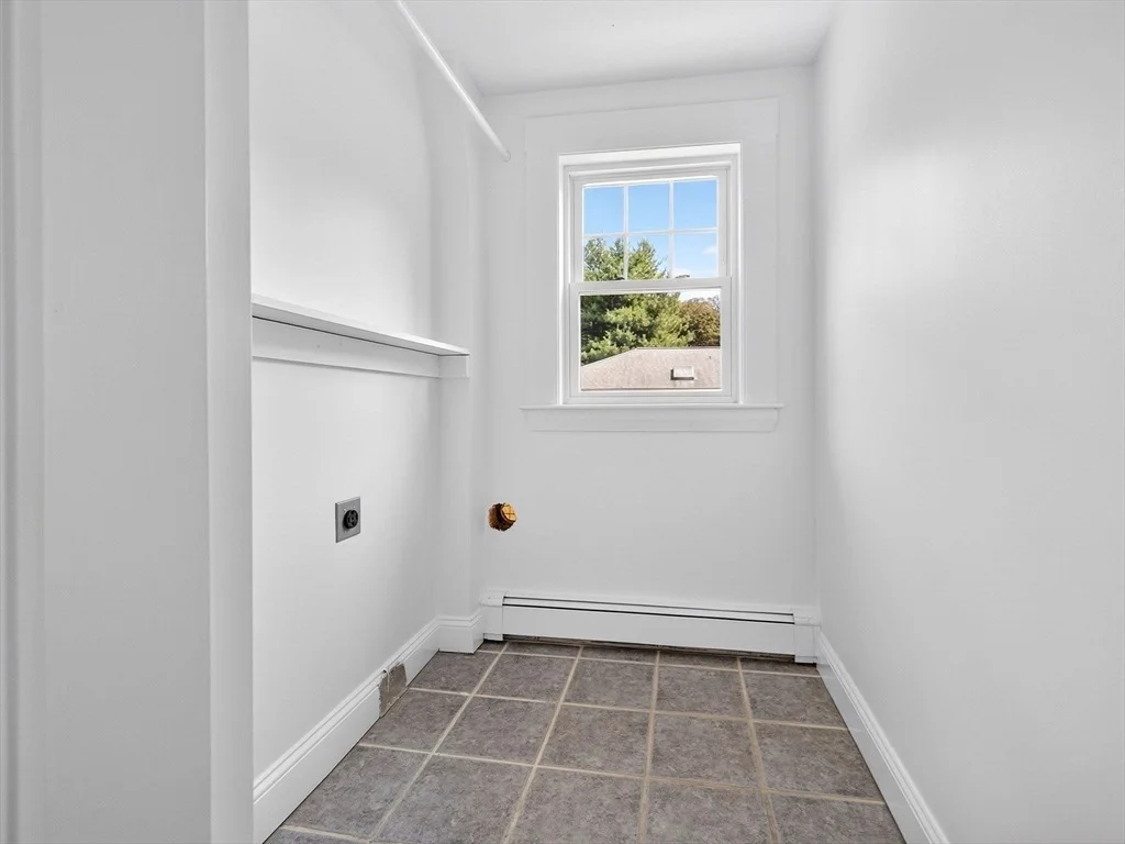 Photo of 39 Twitchell St