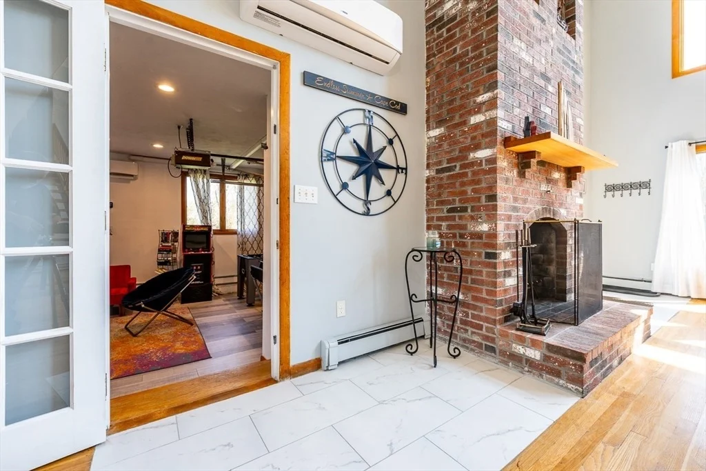 Photo of 33 Island View Rd