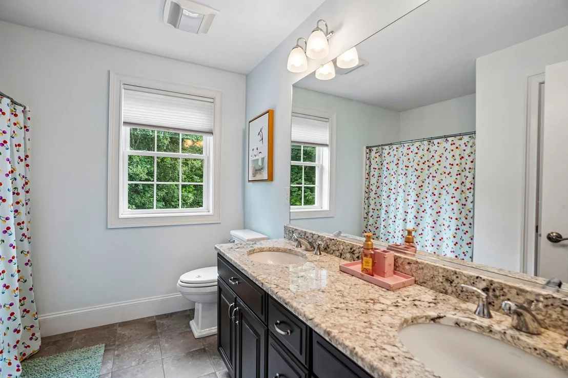 Photo of 75 Silver Fox Rd