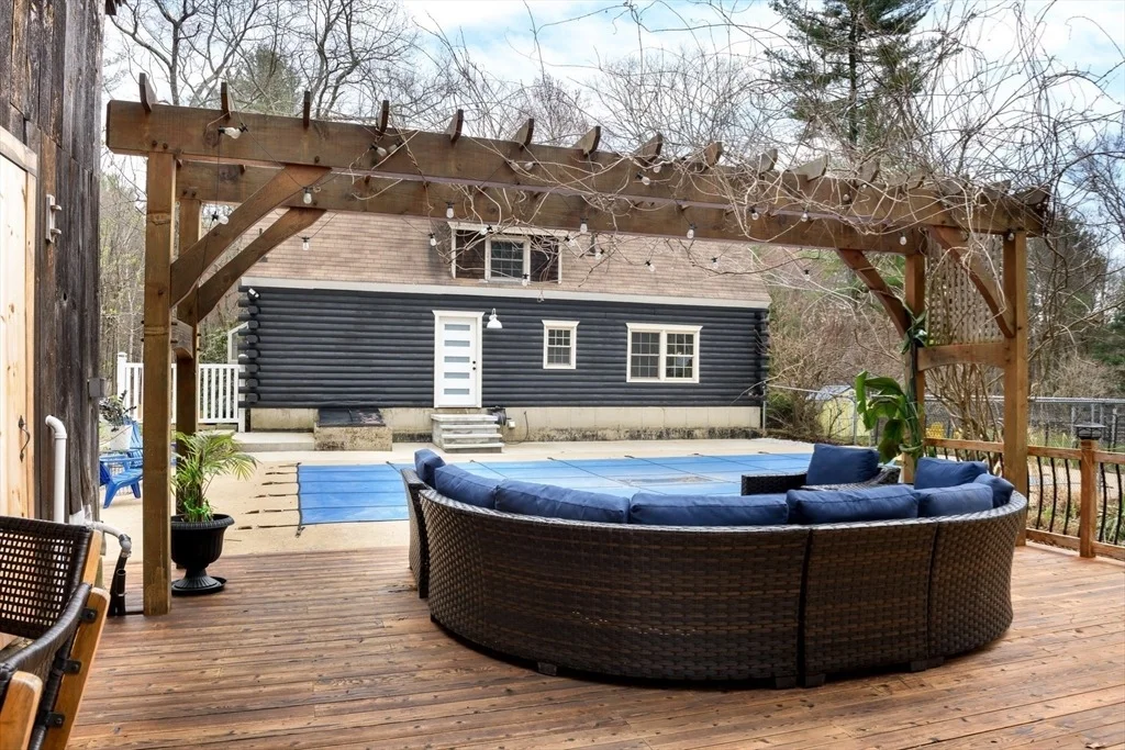 Photo of 2700 Greenwich Rd