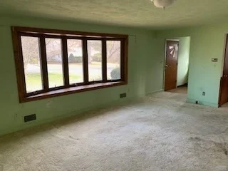 Photo of 10 Laurel Rd