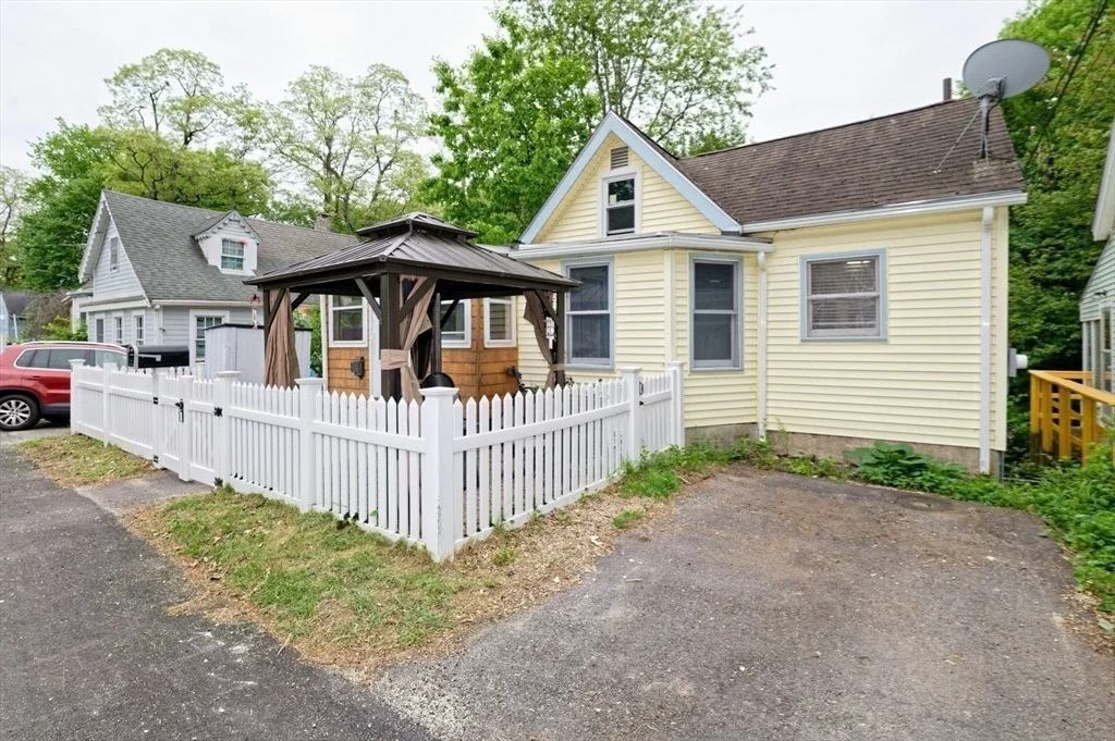 Photo of 330 Mount Wayte Ave