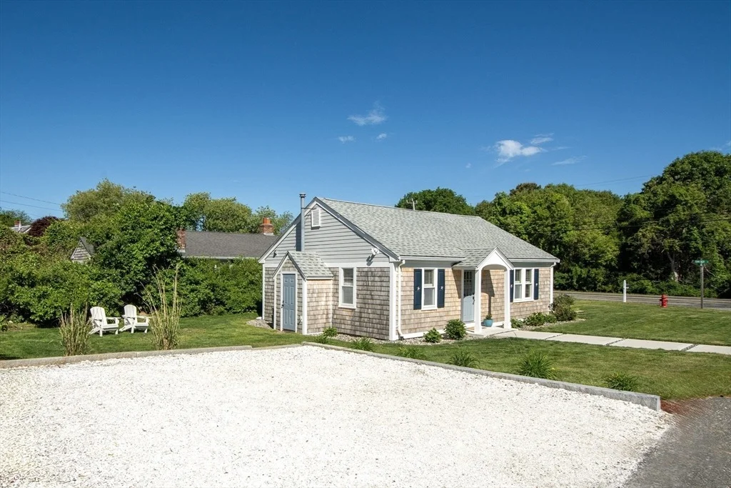 Photo of 2-A Bodfish Ave