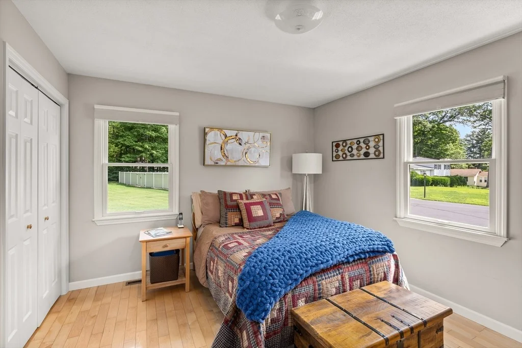Photo of 6 Russell Ln