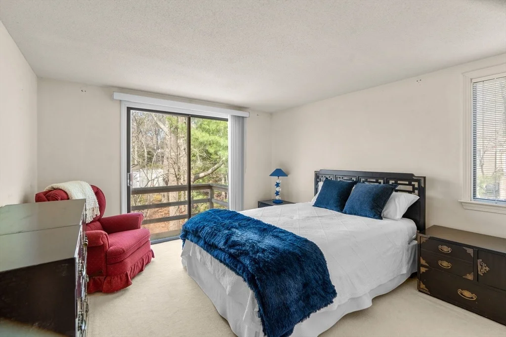 Photo of 213 Fells Pond Rd
