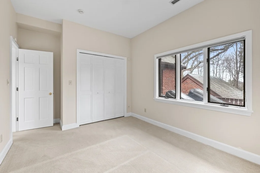 Photo of 81 Brackett Rd