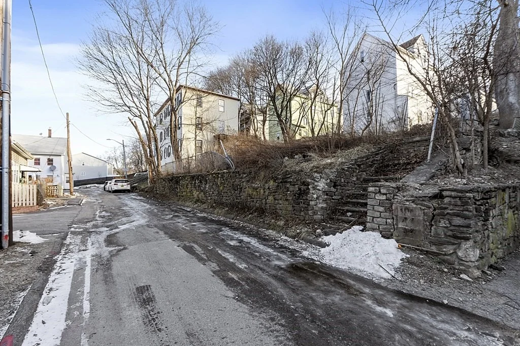 Photo of 1 Blodgett Pl