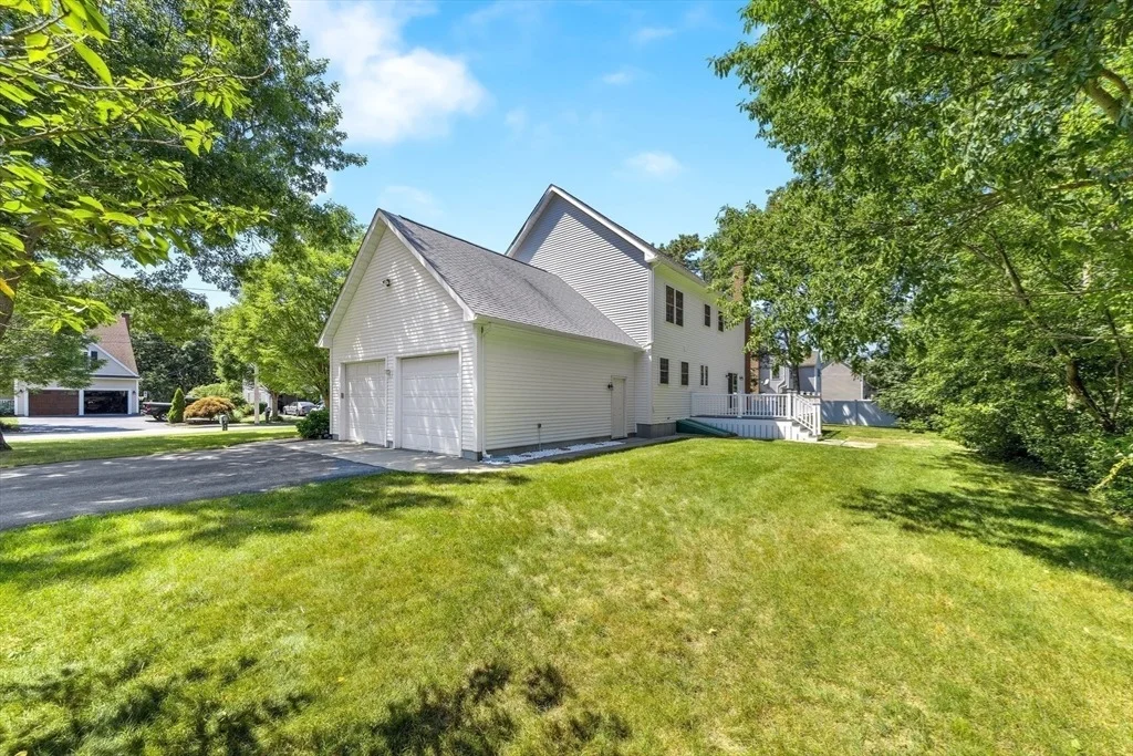 Photo of 102 Cathedral Drive