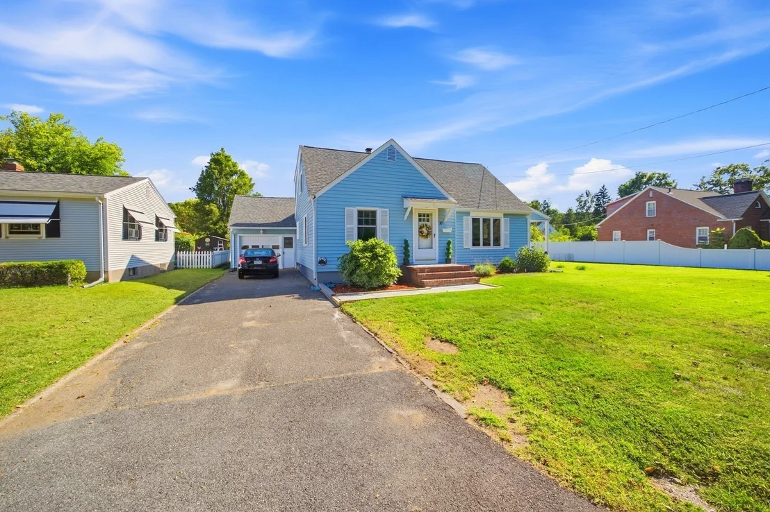 Photo of 27 Palmer Ave