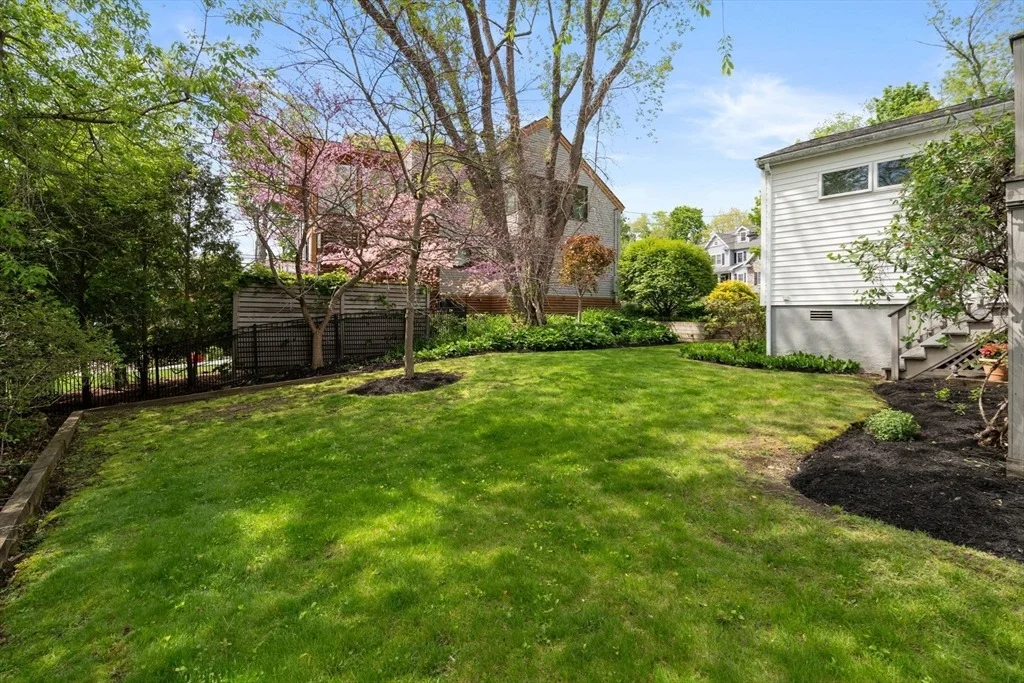 Photo of 32 Marcia Rd