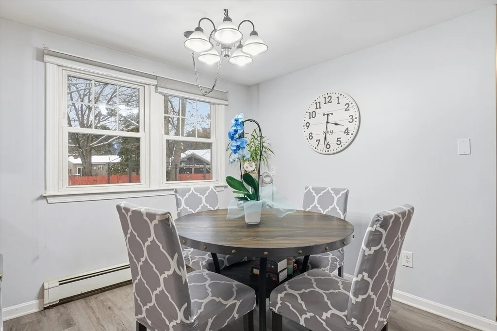 Photo of 8 Crest Drive