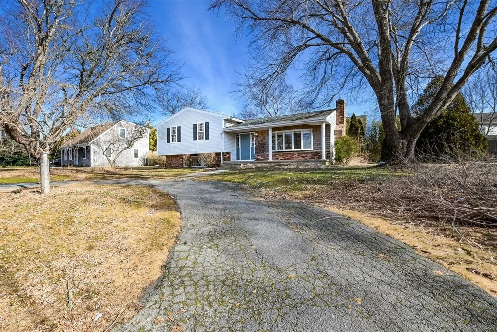 Photo of 49 Broken Bow Ln