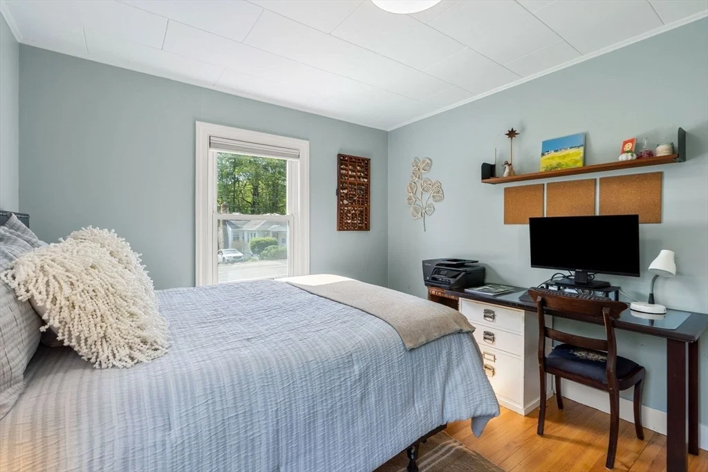 Photo of 387 Western Avenue