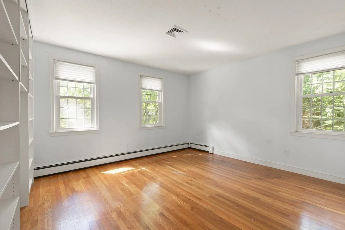 Photo of 28 Sylvan Way