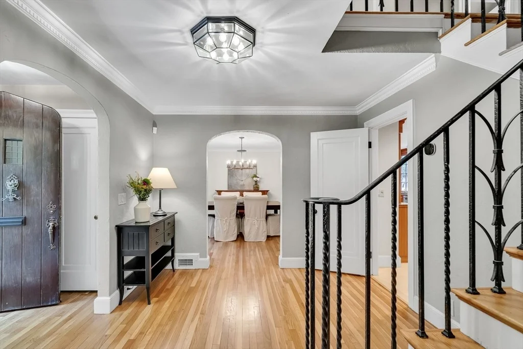 Photo of 72 Beverly Rd