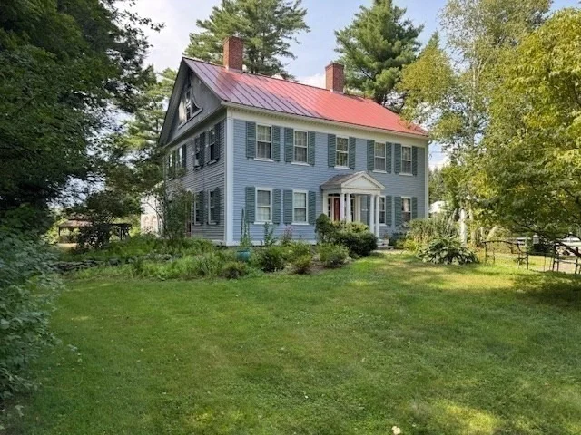 Photo of 94 Main St