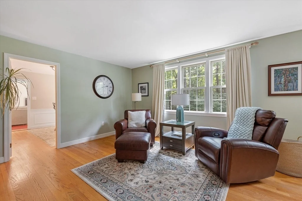 Photo of 33 Pine Arden Dr