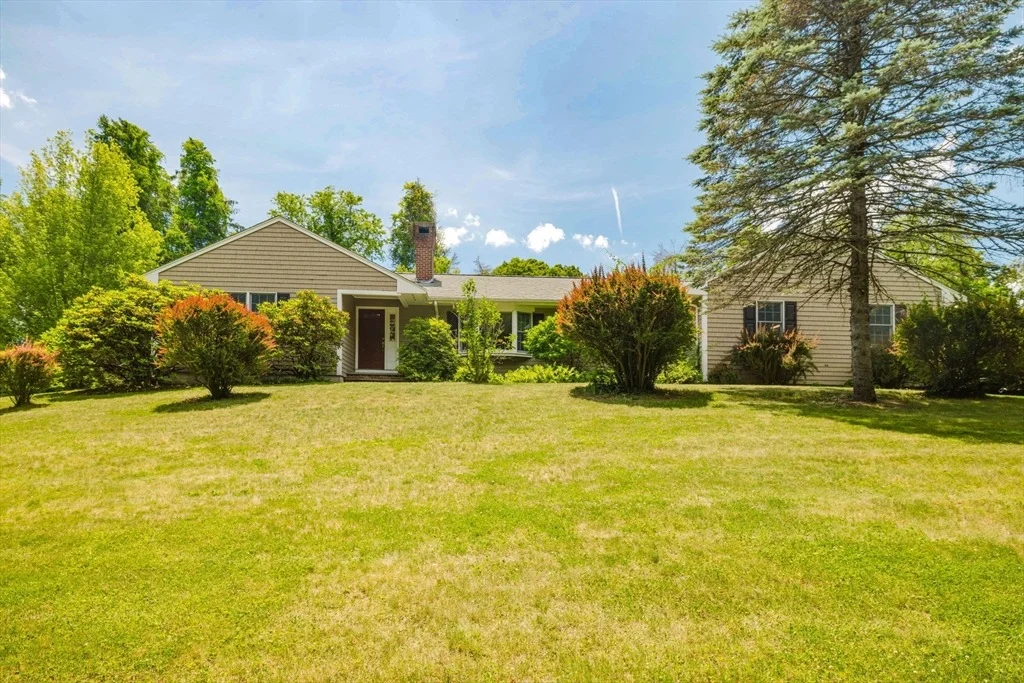 Photo of 275 Summer St