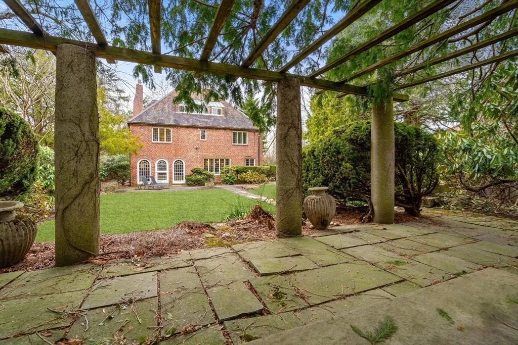 Photo of 8 Penniman Road