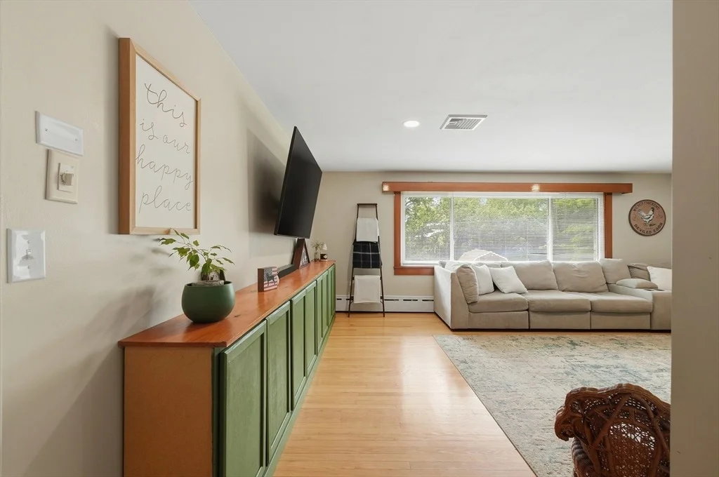 Photo of 663 Orchard St