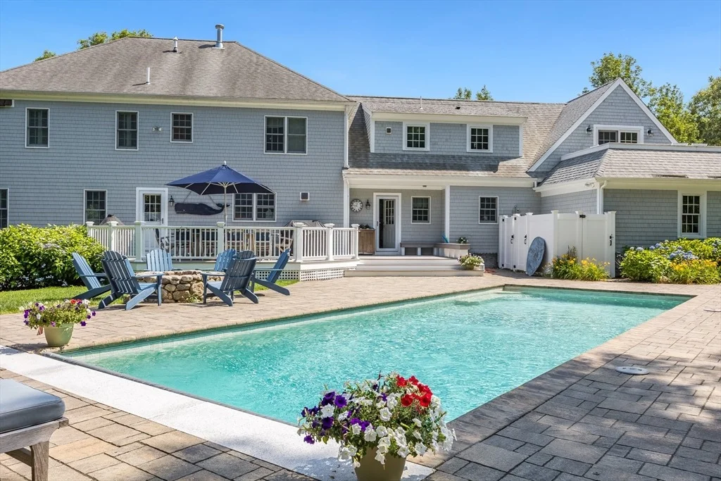 Photo of 41 Lakeview Drive