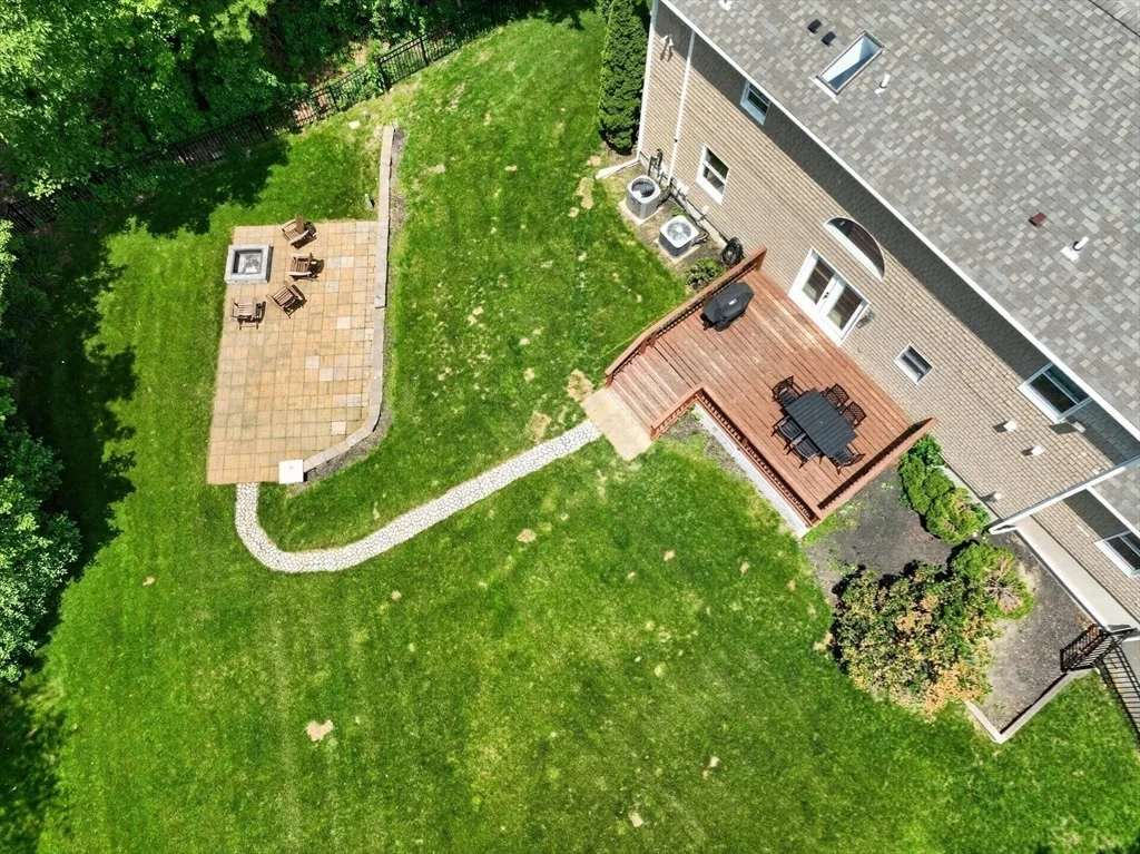 Photo of 321 Birchbark Dr