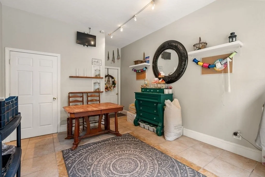 Photo of 75 Walnut Plain Rd