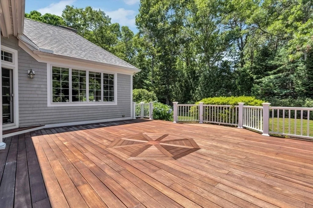 Photo of 20 Eagle Dr