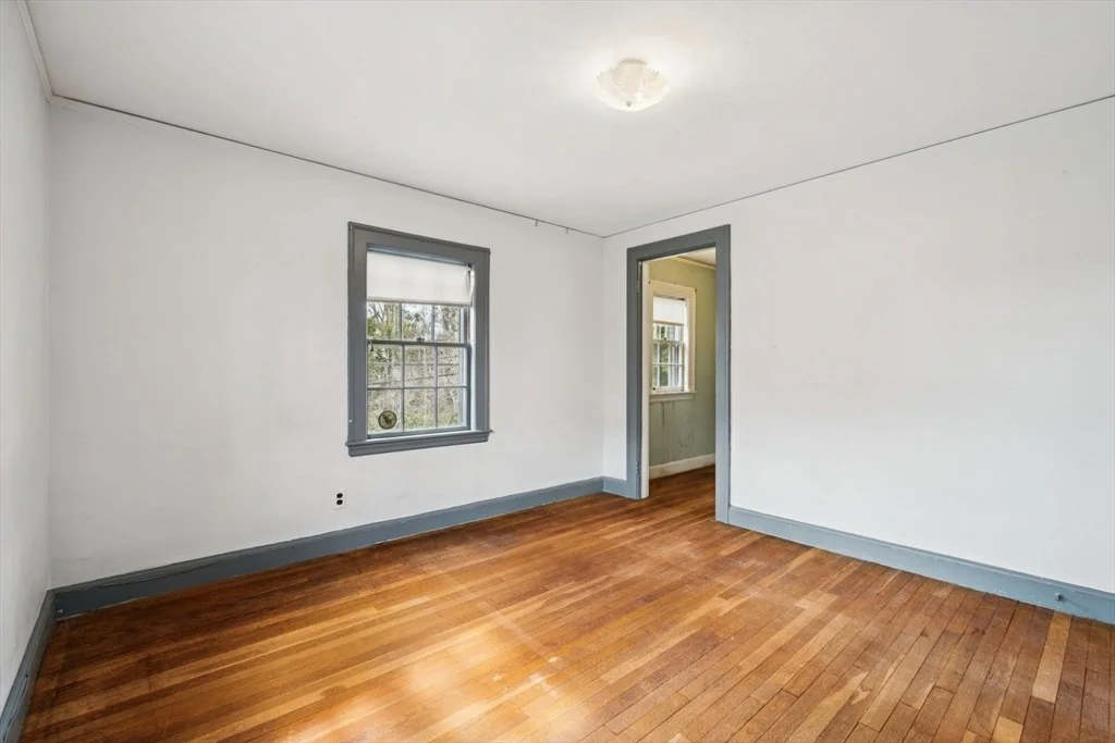 Photo of 160 Cedar Avenue