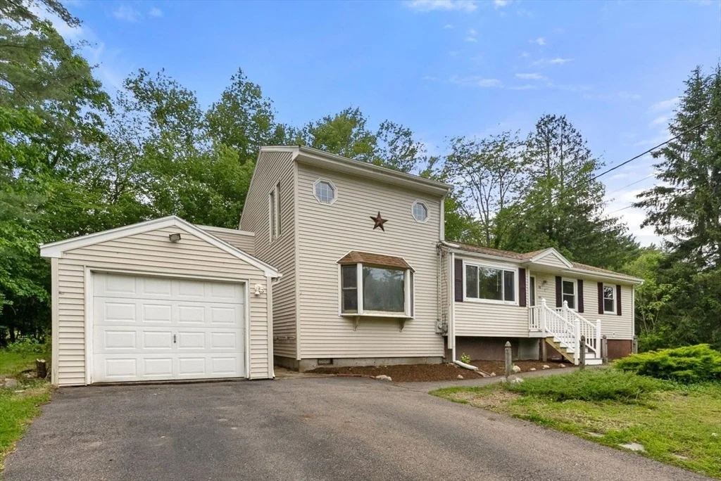 Photo of 52 Richard Rd