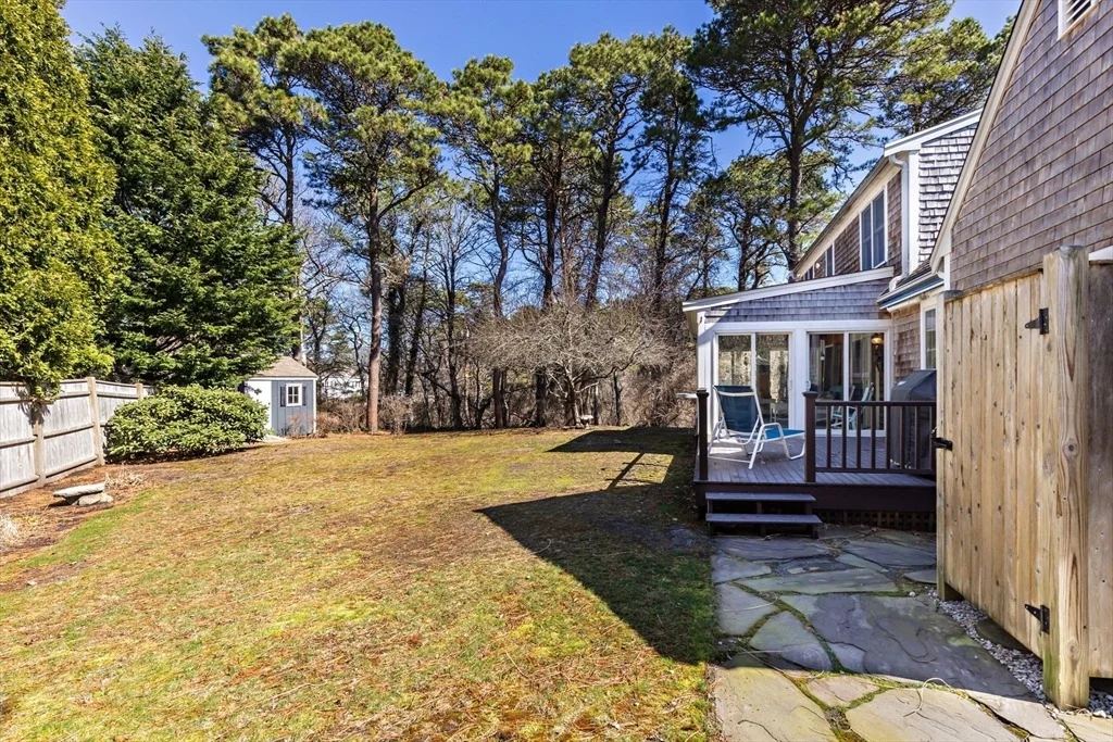 Photo of 120 Stonehenge Dr