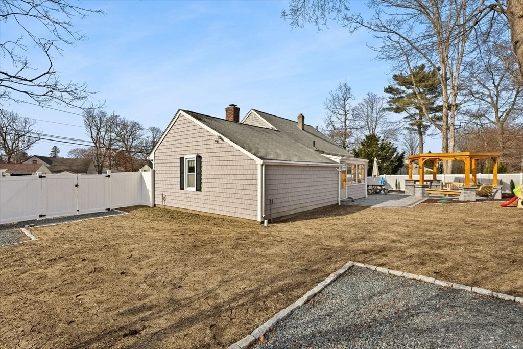 Photo of 13 Cherry Hill Dr