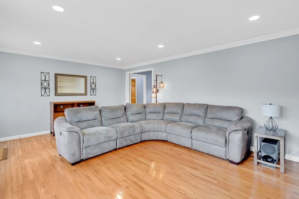 Photo of 135 Nutmeg Cir