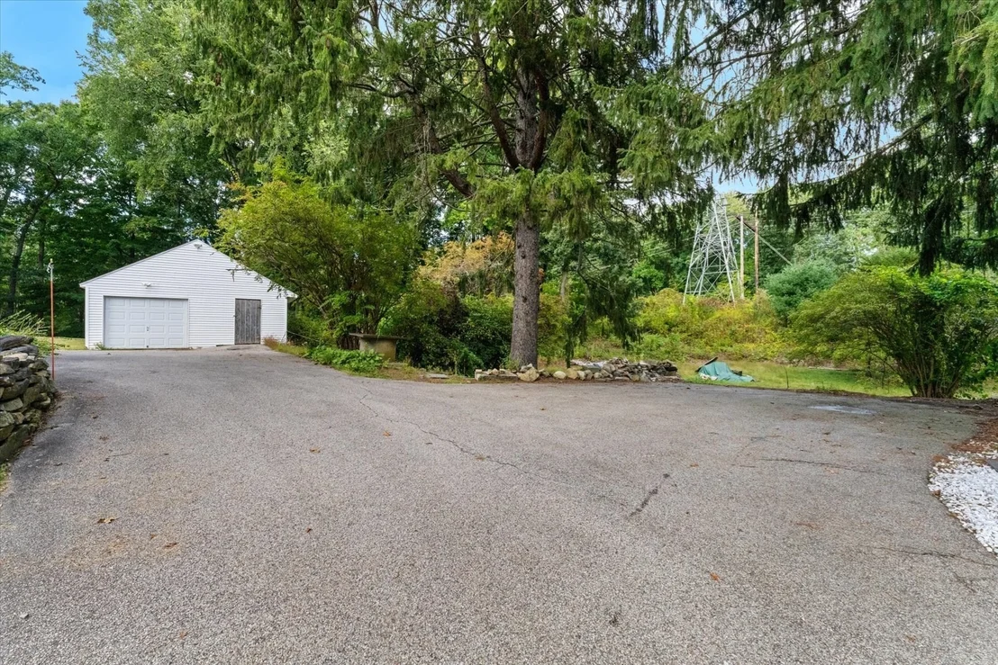 Photo of 82 Boston Rd
