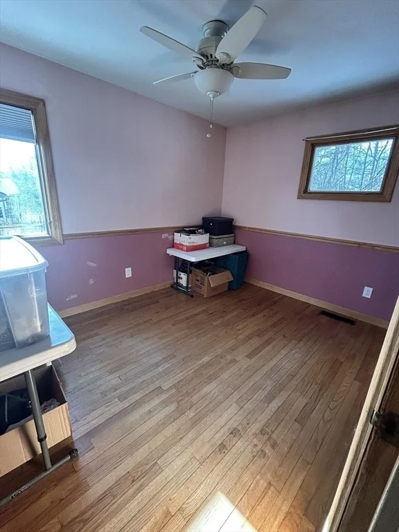 Photo of 552 Dwight Rd