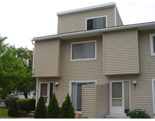 Photo of Unit 2F at 2F Markham Cir
