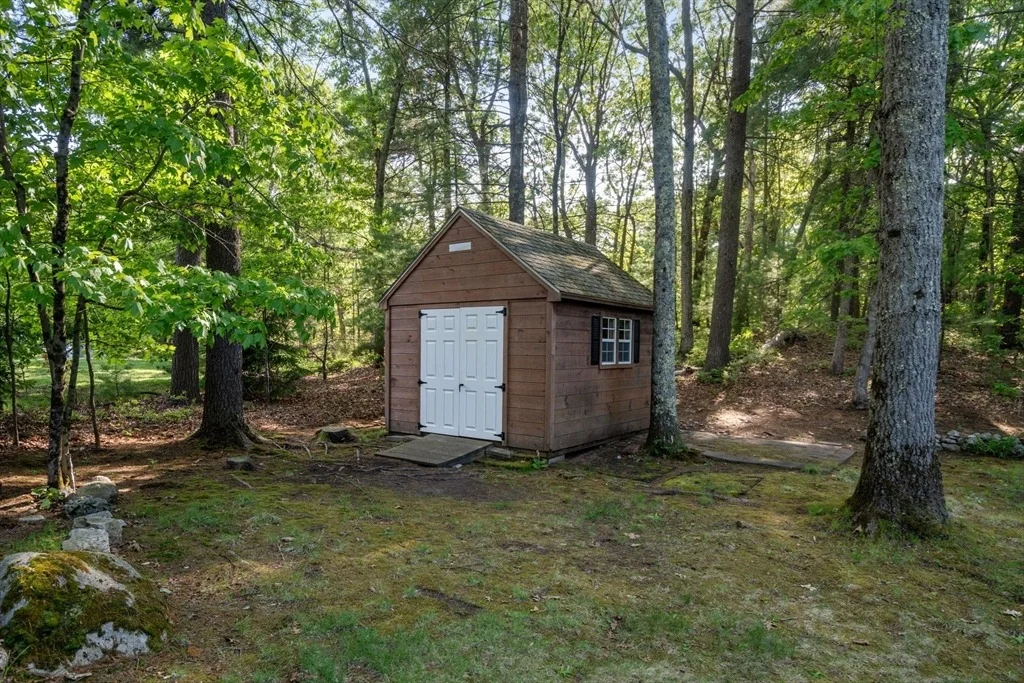 Photo of 2 Downingwood Dr