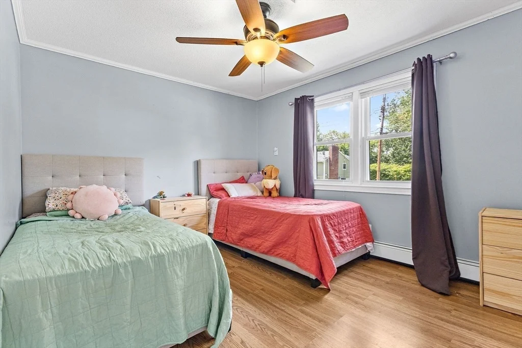 Photo of 28 Lillian Ter