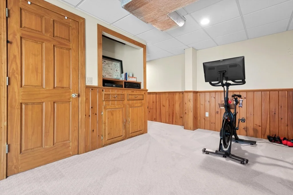 Photo of 25 Woodside Cir