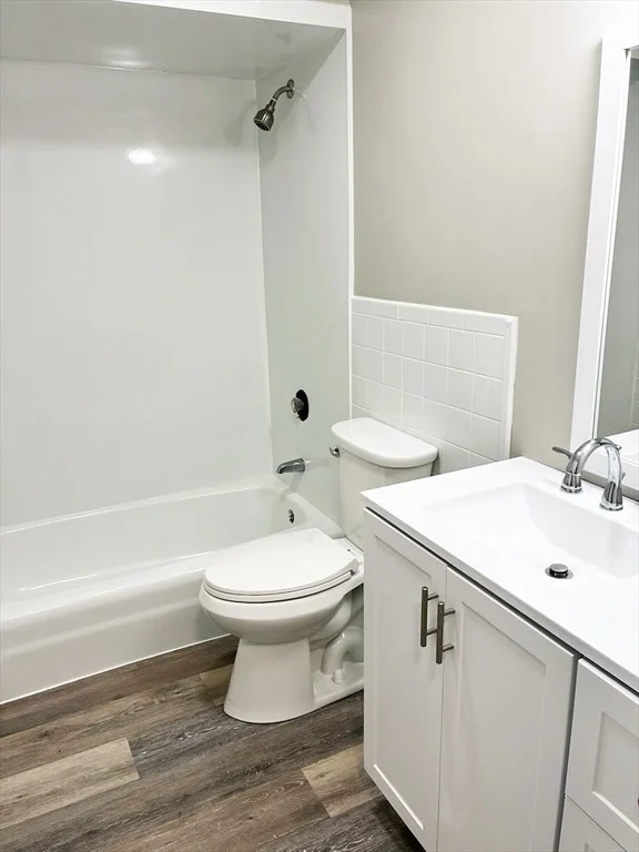 Photo of Unit 111 at 80 Walnut St
