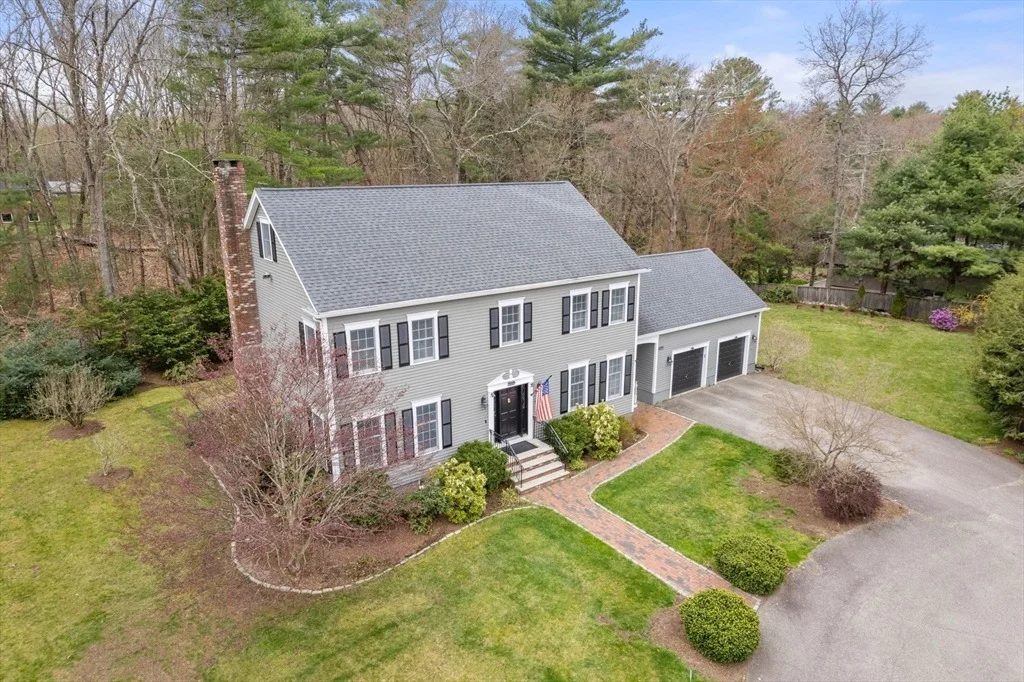 Photo of 1323 High Street-Culdesac